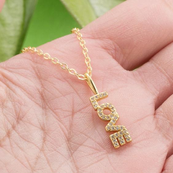 Simple Letter Love Pendant Copper 18k Gold-plated Inlaid Zircon Necklace