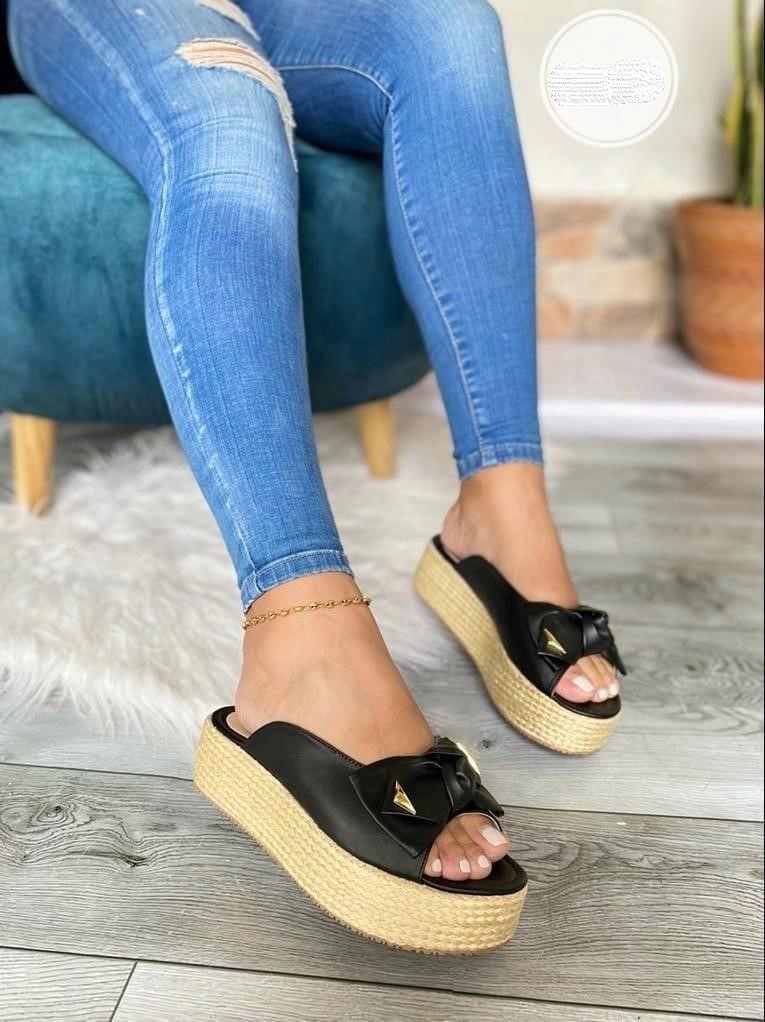 Solid Color Square Top Slippers