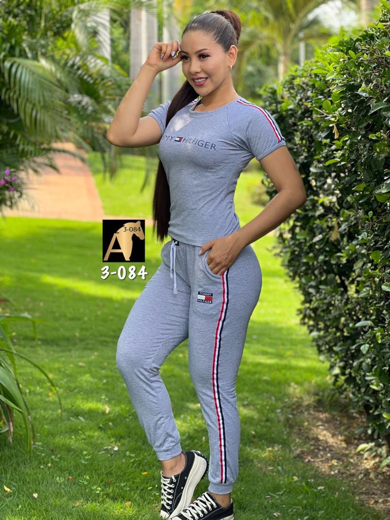 Tommy Hilfiger Women New Collection Set