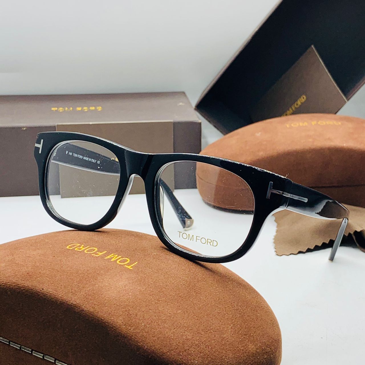 TOM FORD CLASSIC GLASSES