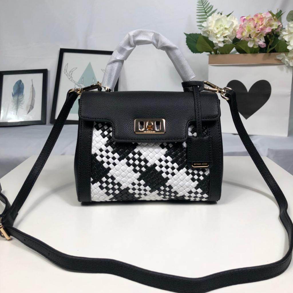 Michael Kors Ladies Handbags 21-17-10cm 8