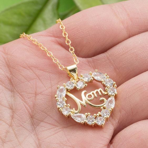 Heart Letters Mom Pendant Copper 18k Gold-plated Inlaid Zircon Necklace