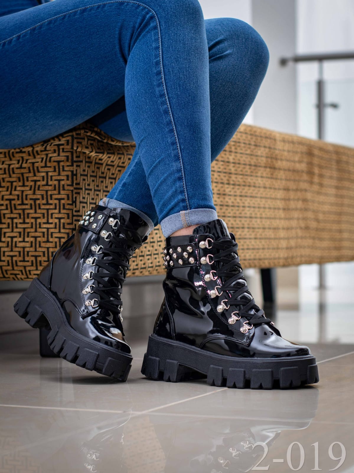 New Model Sexy ladies boot for special functions and for the bigger ladies